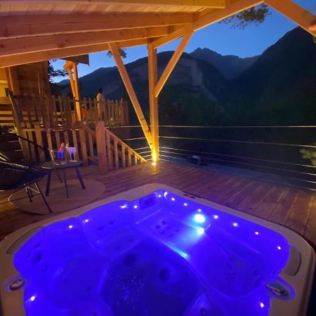 Chalet L'Empreinte Saint-Étienne-de-Tinée Εξωτερικό φωτογραφία