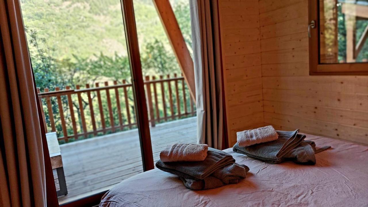 Chalet L'Empreinte Saint-Étienne-de-Tinée Εξωτερικό φωτογραφία
